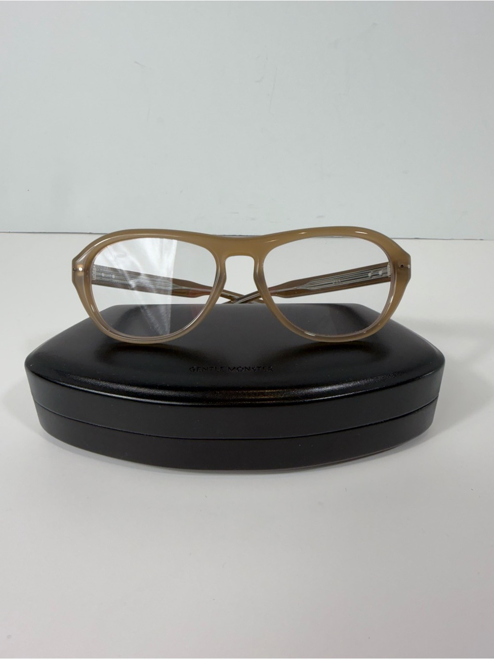 Gentle Monster NWT OAA-BRC9 Clear Aviator Glasses Frames Khaki Brown